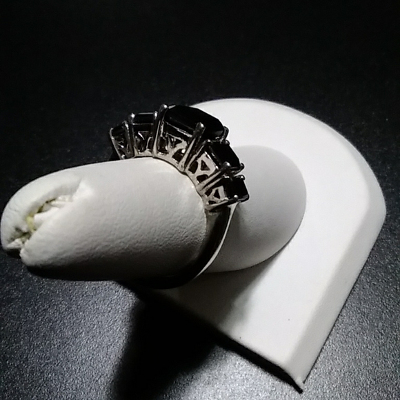 Spinel Ring - Picture 3 of 5